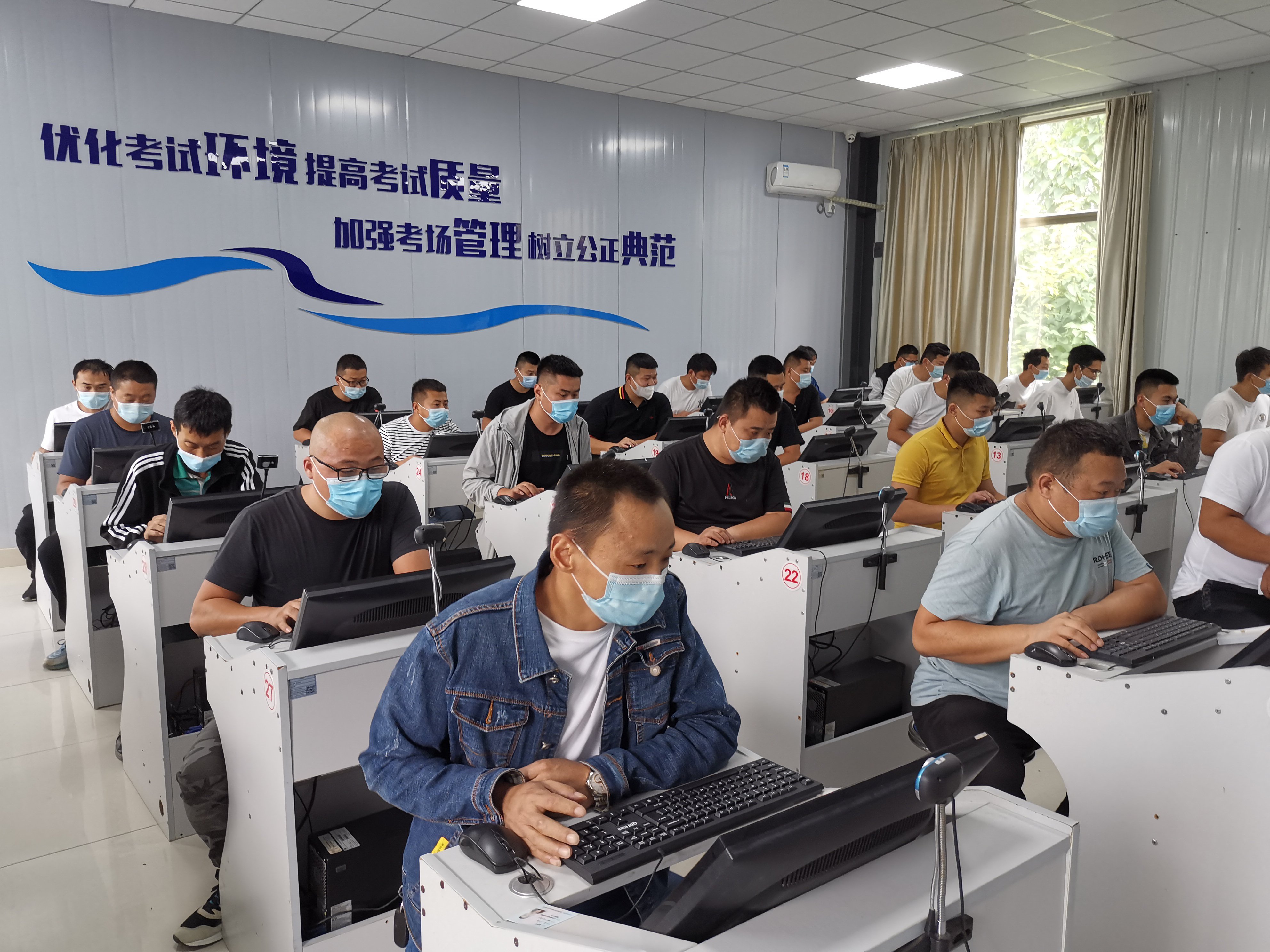 【济宁大运河驾校】货运上岗证火热报名中，最快仅需两天！(图2)